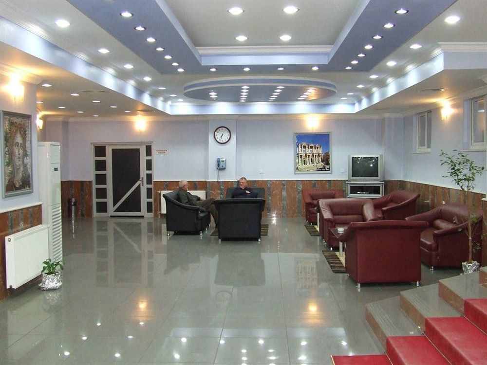 מלון Torbalı Metropolis מראה חיצוני תמונה