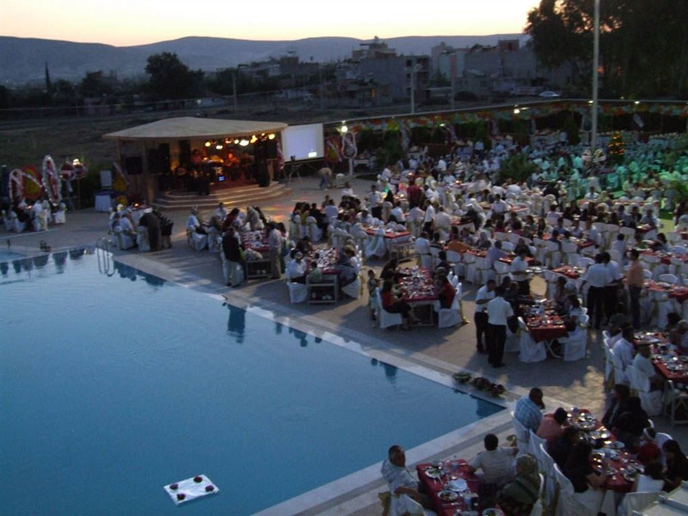 מלון Torbalı Metropolis מראה חיצוני תמונה